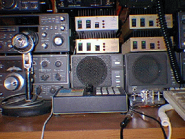 The SP930 speakers and VHF/UHF amps and MM-3 keyer